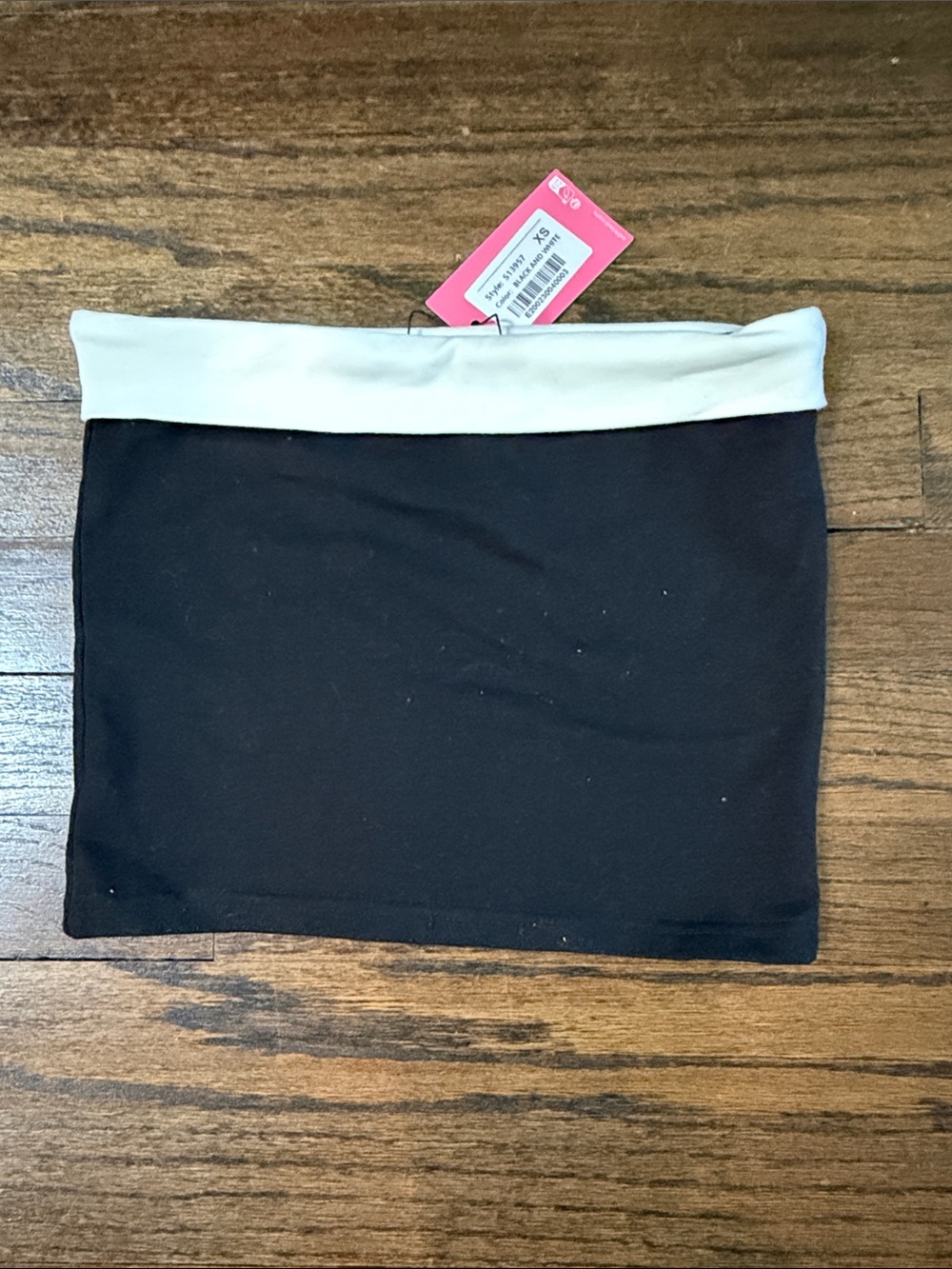 Edikted Contrast crop tube top
